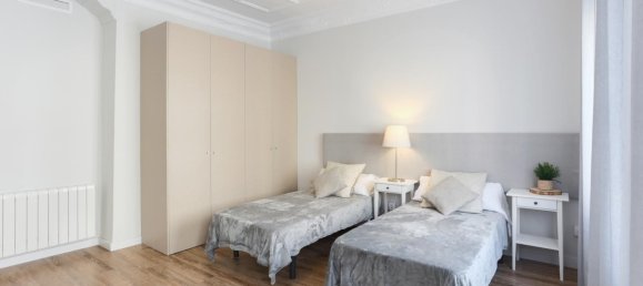 6 bedrooms Apartment in Valencia, Spain No. 143163 9