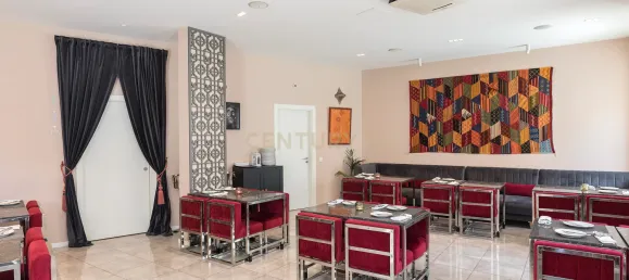 Propriété commerciale à Oeiras, Portugal 149m² No. 98864 9