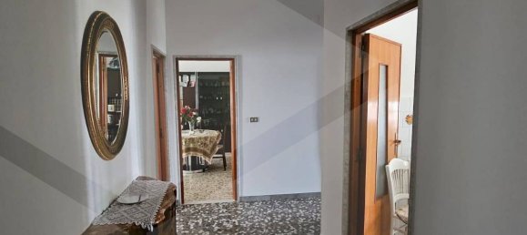 Квартира с 4 комнатами в Локоротондо, Италия № 212318 9