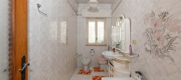 Apartamento de 3 dormitorios en Palermo, Italy No. 372297 22