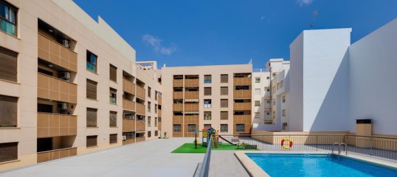2 Schlafzimmer Wohnung in Torrevieja, Spanien, Nr. 366321 18
