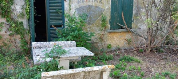 10-Zimmer Haus in Fratte Rosa, Italy, Nr. 53340 23