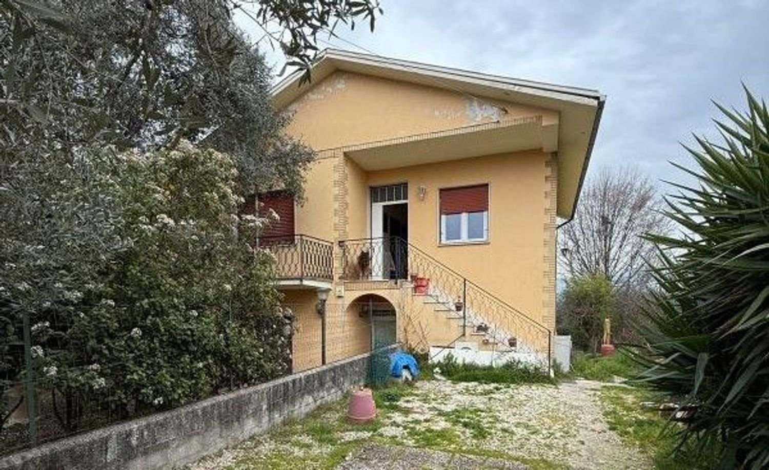 3 rooms Apartment in Arce, Italy No. 213184