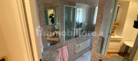 2 bedrooms Apartment in Turin, Italy No. 337417 23