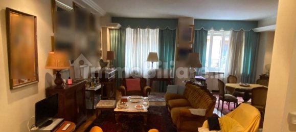 2 bedrooms Apartment in Turin, Italy No. 337417 12