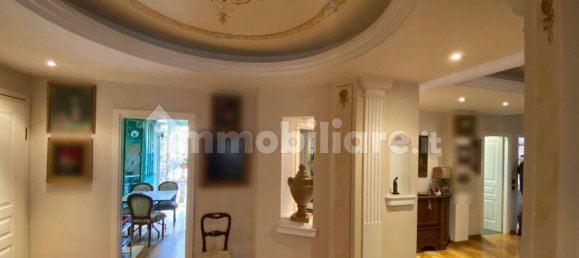 2 bedrooms Apartment in Turin, Italy No. 337417 8