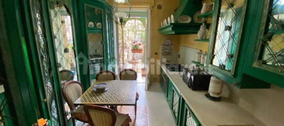 2 bedrooms Apartment in Turin, Italy No. 337417 13