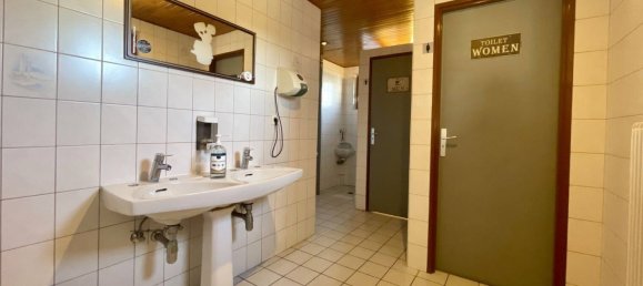 250m² Commercial property in Artolsheim, France No. 224023 19