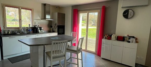 4 chambres Maison à Savigny-sous-Mâlain, France No. 52813 2