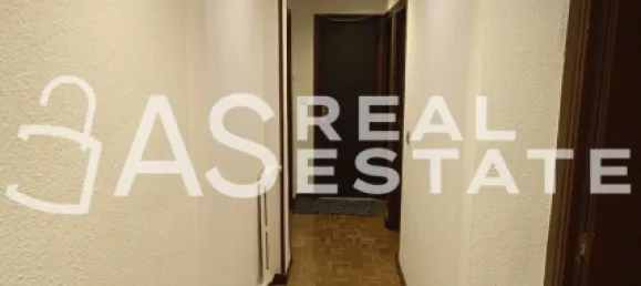 2 chambres Appartement à Vitoria-Gasteiz, Spain No. 165210 2