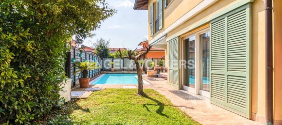 Villa de 6 habitaciónes en Chiari, Italy No. 19764 30