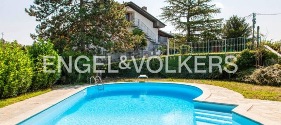 3 غرف نوم فيلا في Calosso, Italy رقم 109121 6