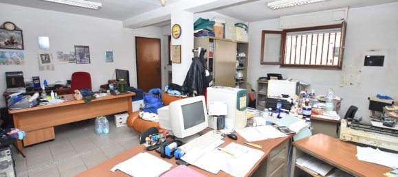 Коммерческая недвижимость 350м² в Сассари, Италия № 341180 16