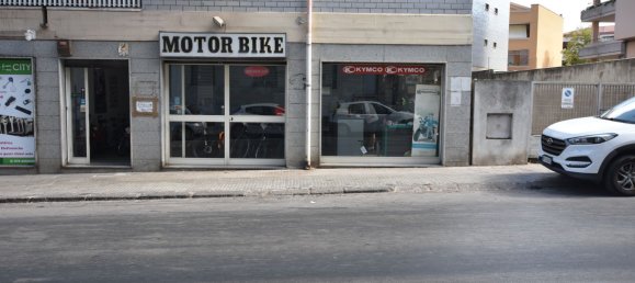 Коммерческая недвижимость 350м² в Сассари, Италия № 341180 3