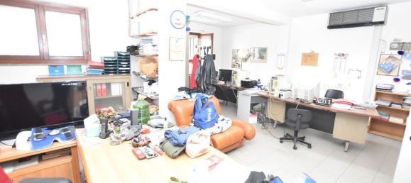 Коммерческая недвижимость 350м² в Сассари, Италия № 341180 14