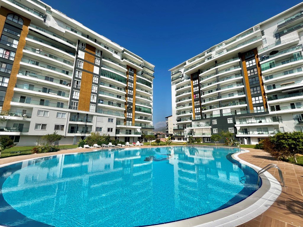 4 rooms Apartment in Alanya, Turkey No. 17712