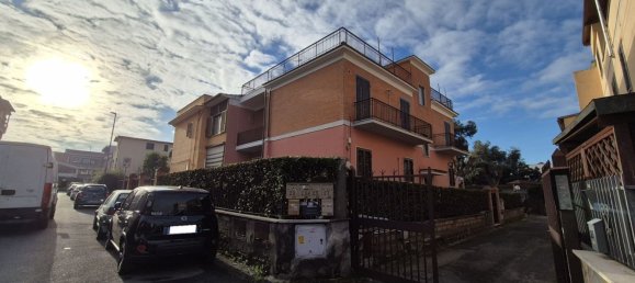 4 bedrooms Apartment in Rome, Italy No. 321597 7