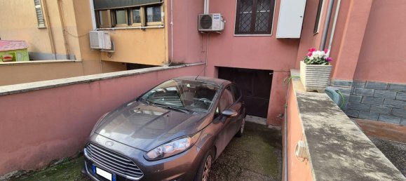 4 bedrooms Apartment in Rome, Italy No. 321597 6