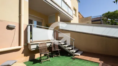 Квартира с 2 спальнями в Калафелл, Испания № 187366