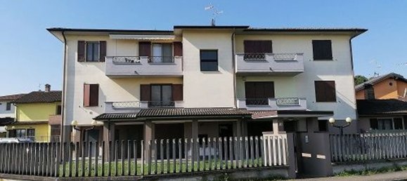 2-salle Appartement à Pandino, Italy No. 202982 2
