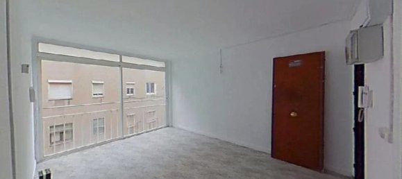 3 bedrooms Apartment in Montcada i Reixac, Spain No. 244388 5