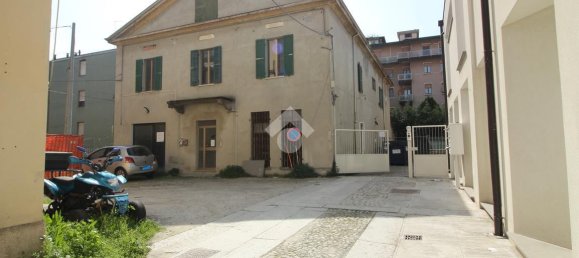 15 rooms House in Parma, Italy No. 24400 12