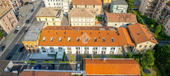 15 rooms House in Parma, Italy No. 24400 18