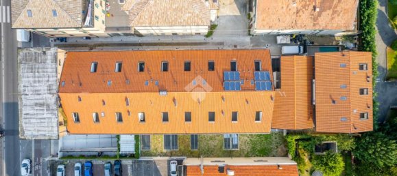 15 rooms House in Parma, Italy No. 24400 9