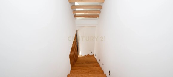 4 bedrooms Villa in Cascais, Portugal No. 98139 26