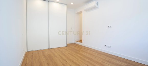 4 bedrooms Villa in Cascais, Portugal No. 98139 41