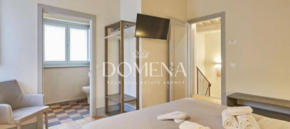 5 bedrooms Villa in Cortona, Italy No. 69716 30