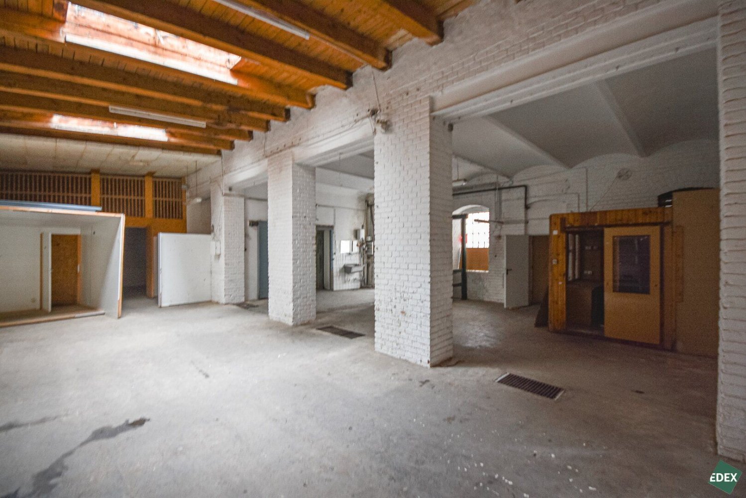 Gewerbliche Immobilie in Ottakring, Austria 326m², Nr. 133189