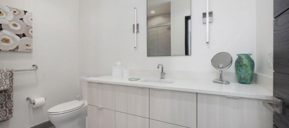 4 Schlafzimmer Gewerbliche Immobilie in Avon, USA, Nr. 560264 19