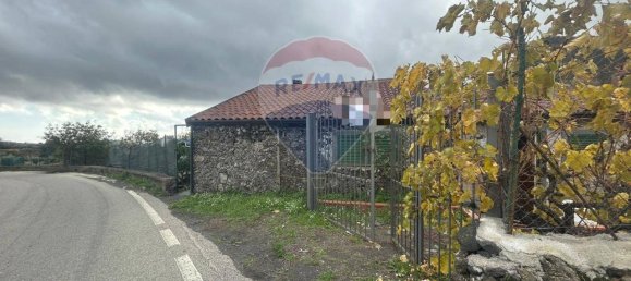 Дом с 2 комнатами в Бельпассо, Италия № 235988 34