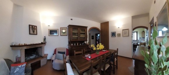 4 rooms Apartment in Chiusi della Verna, Italy No. 212945 4