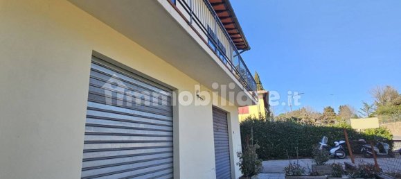 5 rooms Commercial property in Florence, Italy No. 169762 2