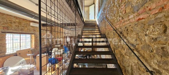 5 rooms Commercial property in Florence, Italy No. 169762 13