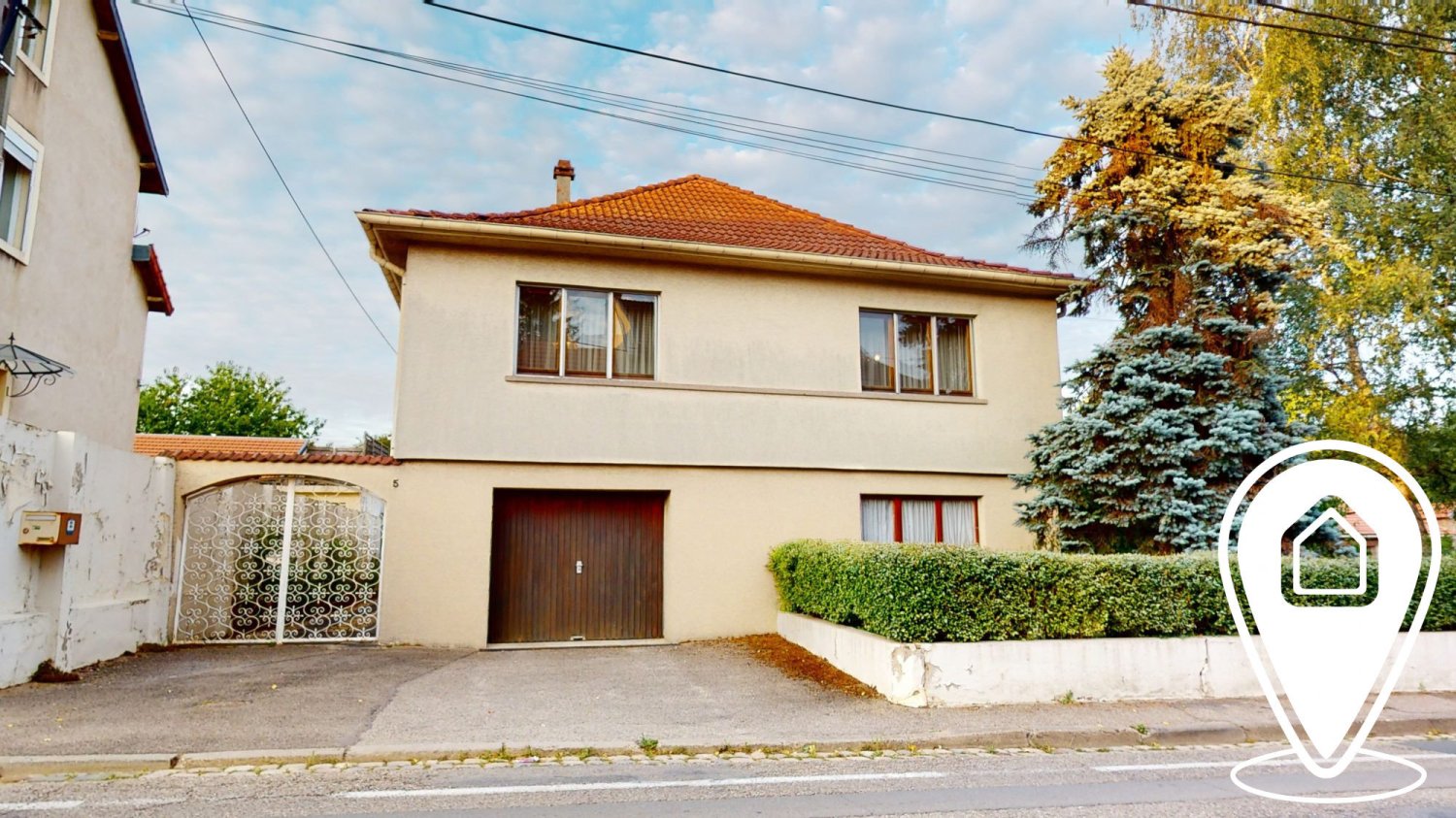 Casa de 5 dormitorios en Woippy, France No. 74459