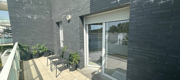 2 bedrooms Apartment in Bordeaux, France No. 357991 2