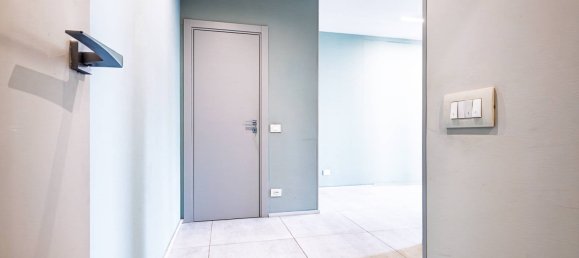 Квартира с 3 спальнями в Турин, Италия № 331229 27