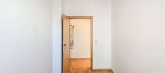 3 chambres Appartement à Lankwitz, Germany No. 229642 5