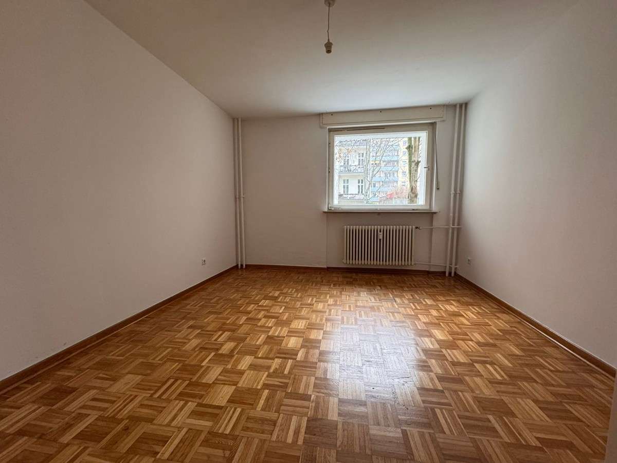 4 Schlafzimmer Wohnung in Charlottenburg, Germany, Nr. 340013