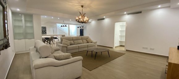 5 bedrooms Villa in San Miguel de Salinas, Spain No. 184737 16