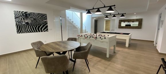 5 bedrooms Villa in San Miguel de Salinas, Spain No. 184737 34