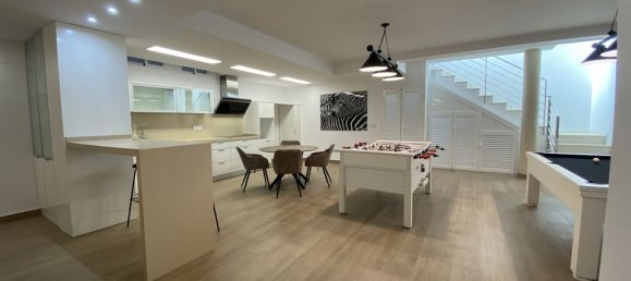 5 bedrooms Villa in San Miguel de Salinas, Spain No. 184737 14