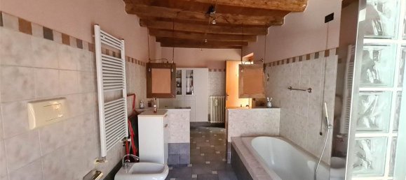 Apartamento T3 em Asso, Italy N.º 112272 23