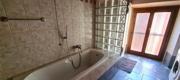 Apartamento T3 em Asso, Italy N.º 112272 21