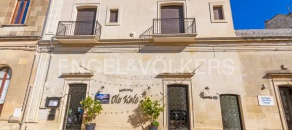 3 bedrooms Castles in Corigliano d'Otranto, Italy No. 67649 2