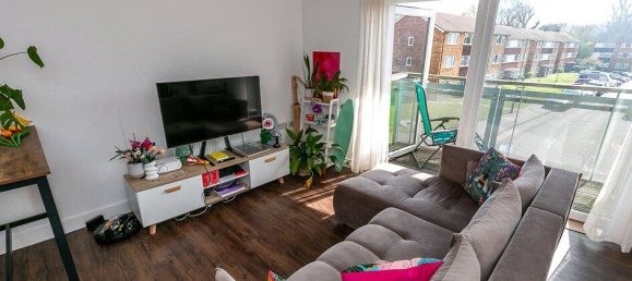 1 bedroom Apartment in Carshalton, United Kingdom No. 12267 2