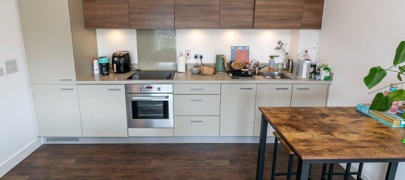 1 bedroom Apartment in Carshalton, United Kingdom No. 12267 10